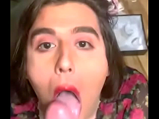 Amateur sissy loves sucking cock